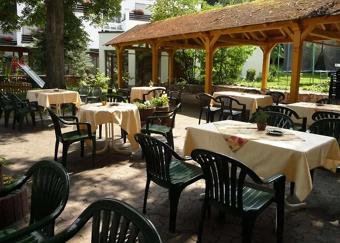 Suggenbad Szálloda 3*